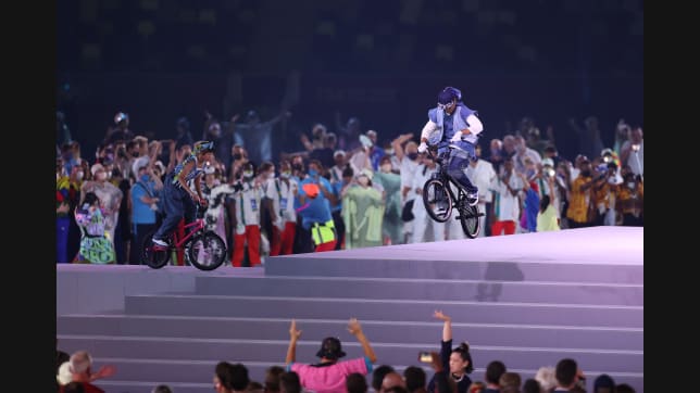 TOKYO, JAPAN - AUGUST 08: BMX stunt riders perform during the Closing Ceremony of the Tokyo 2020 Olympic Games at Olympic Stadium on August 08, 2021 in Tokyo, Japan. (Photo by David Ramos/Getty Images)