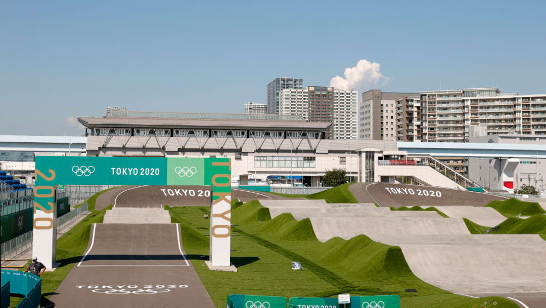 Plano general del circuito de BMX racing en el Parque Deportivo Urbano de Ariake (Imagen por Ezra Shaw/Getty Images)