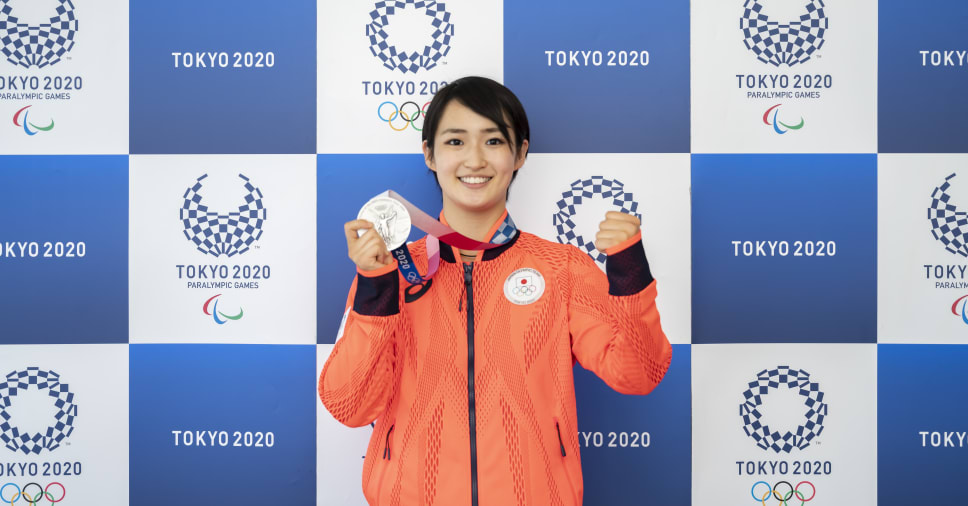 清水希容選手 勝負の形で銀 メイクも目ヂカラを意識 メダリストインタビュー