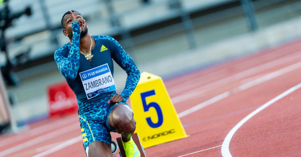 Anthony Zambrano, de Colombia, antes de competir en la Diamond League en Florencia, en 2021. (Imagen por Marco M. Mantovani/Getty Images)