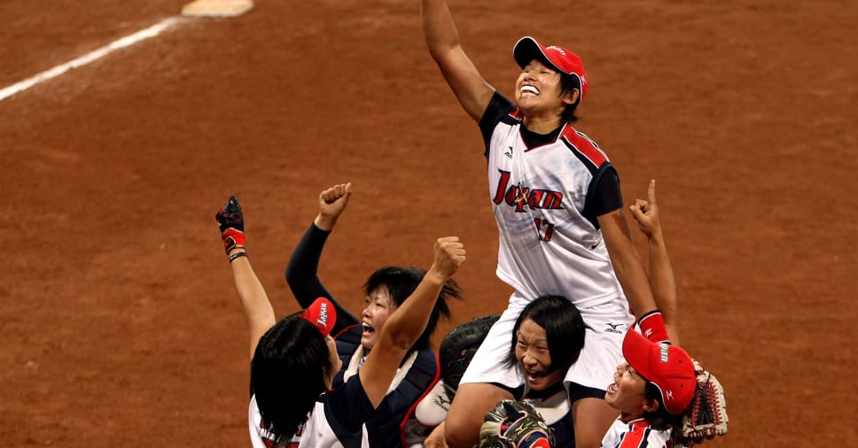 ã„ã‚ˆã„ã‚ˆç«¶æŠ€é–‹å§‹ ã‚½ãƒ•ãƒˆãƒœãƒ¼ãƒ«æ—¥æœ¬ Vs è±ª å¥³å­ã‚µãƒƒã‚«ãƒ¼ãªã§ã—ã