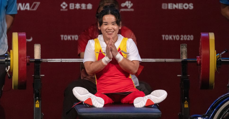 东京残奥力量举重 郭玲玲勇夺女子 41公斤级冠军