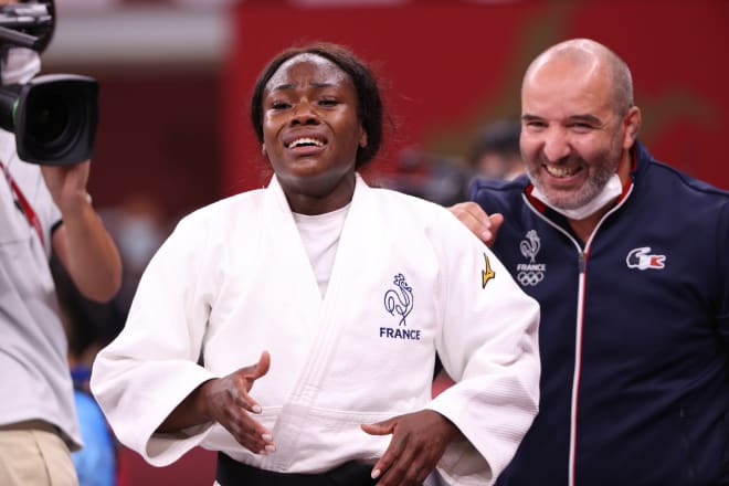 Clarisse Agbegnenou, leyenda en judo, logra el oro en -63kg; Anriquelis Barrios ilusiona a Venezuela-image