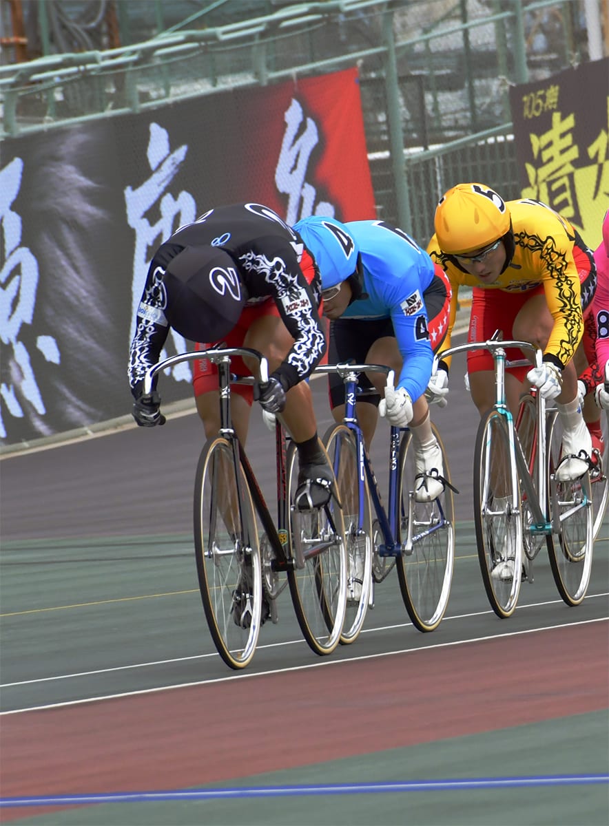 脇本雄太 自転車に人生を懸ける 二足のわらじを履くアスリートたち