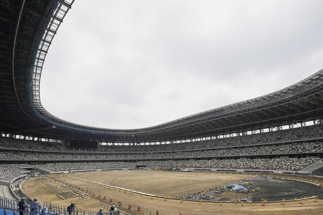 新国立競技場の内部を公開 涼しさと自然を感じられる作りに