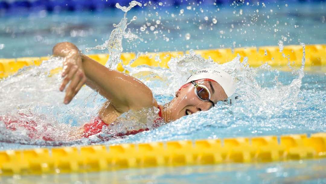 CHOFU, JAPÓN - 28 DE JUNIO: Mariana Arceo de México compite durante la prueba de natación en el segundo día de la Copa Mundial UIPM, el evento de prueba de pentatlón moderno para Tokio 2020, en el Musashino Forest Sport Plaza el 28 de junio de 2019 en Chofu, Tokio, Japón. (Foto por Matt Roberts/Getty Images)