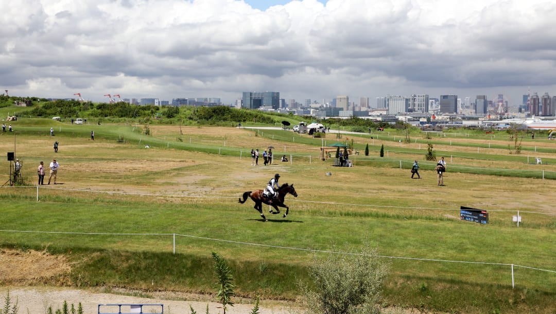 The Sea Forest Cross Country Course features a mix of grass, dirt and slight hills with the backdrop of the cityscape