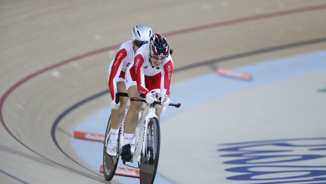 track bike helmet